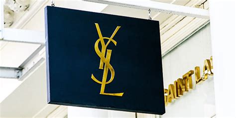 yves saint laurent bari photos|Yves Saint Laurent: When Fashion Meets Art.